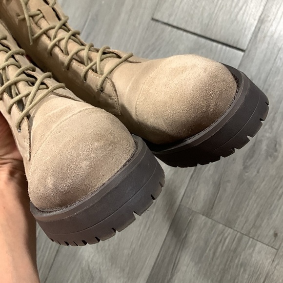 Sam Edelman Junip Lug Sole Combat Taupe Suede Boots size 7 - Picture 7 of 12